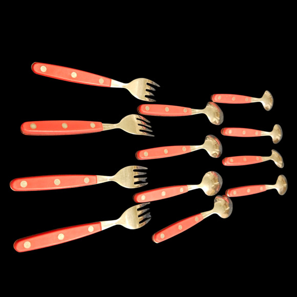 Vintage Red Handle Flatware Set 12 Pc 4 Forks 8 Spoons Mid Century Stainless - Picture 3 of 3